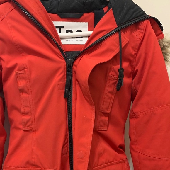 Aritzia (TNA) Red Bancroft Parka Winter coat- Size XS - Picture 2 of 14